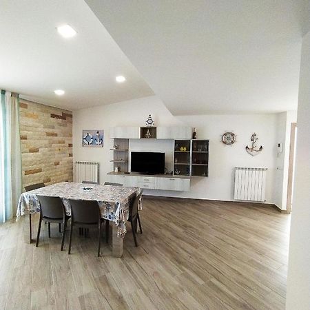 Attico Gloria & Greta Apartment Castellammare del Golfo Bagian luar foto