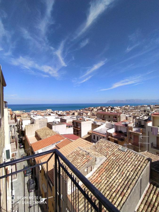 Attico Gloria & Greta Apartment Castellammare del Golfo Bagian luar foto